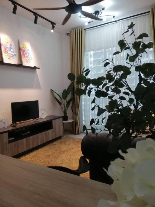 Homestay Casa Nur Iman @Adelia Kajang Exterior foto